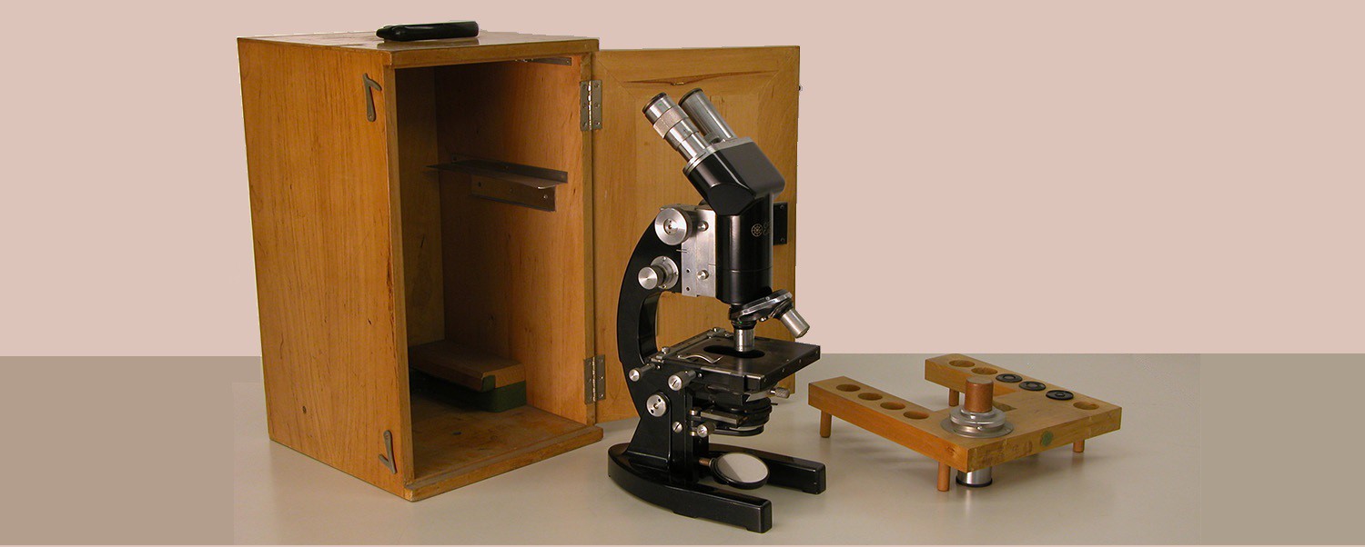 Museo Melloni - Microscopio moderno
